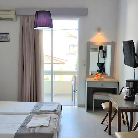 Lefteris In Rhodes Apartment *