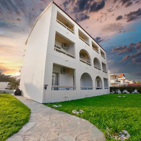 Lefteris In Rhodes Apartamento *