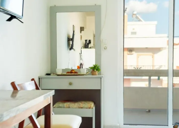 Lefteris In Rhodes * Ialysos (Rhodes)