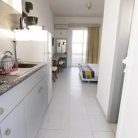 Lefteris In Rhodes * Ialysos (Rhodes)